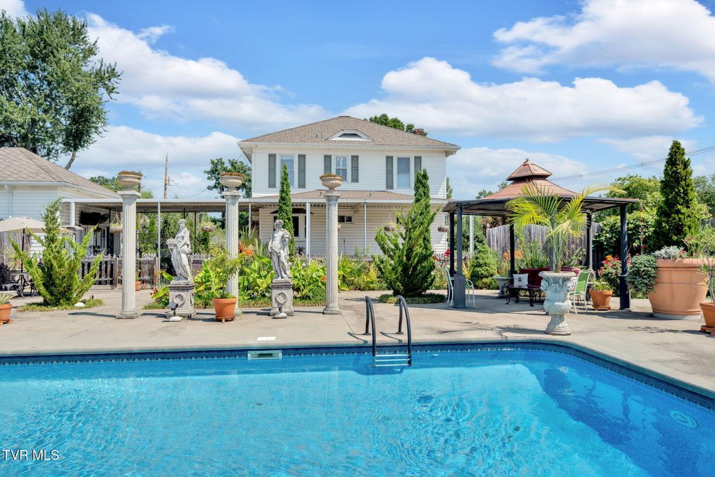 Photo of 201 Wanola Avenue, Kingsport, TN 37660 (MLS # 9982746)