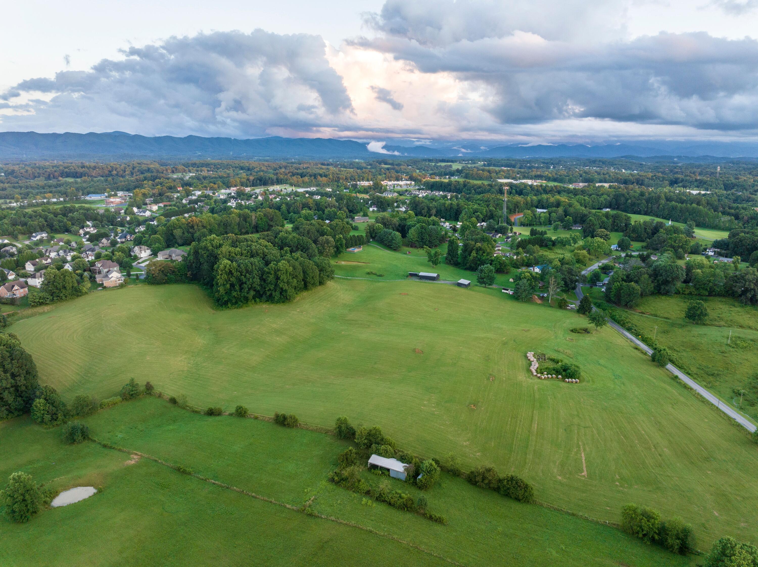 1120 Old Boones Creek Road, Jonesborough, Tennessee image 8