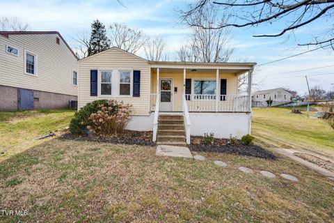 Photo of 2608 Nathan Street, Kingsport, TN 37664 (MLS # 9991850)