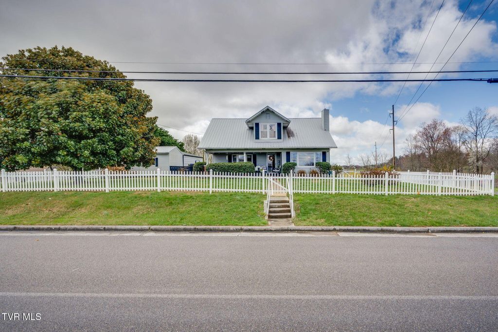 Photo of 1138 Main Street, Jonesborough, TN 37659 (MLS # 9992393)