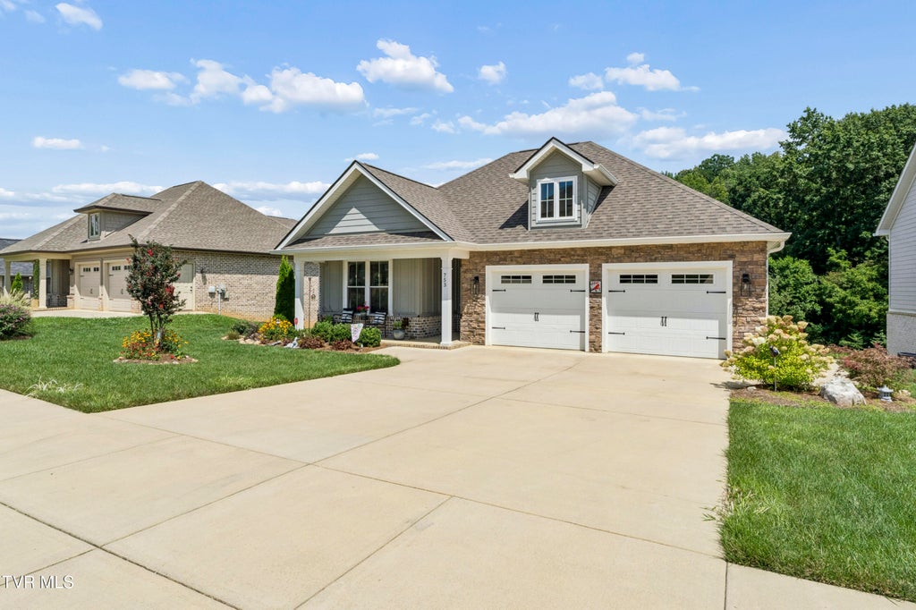 Photo of 753 Gardenia Drive, Johnson City, TN 37615 (MLS # 9999175)