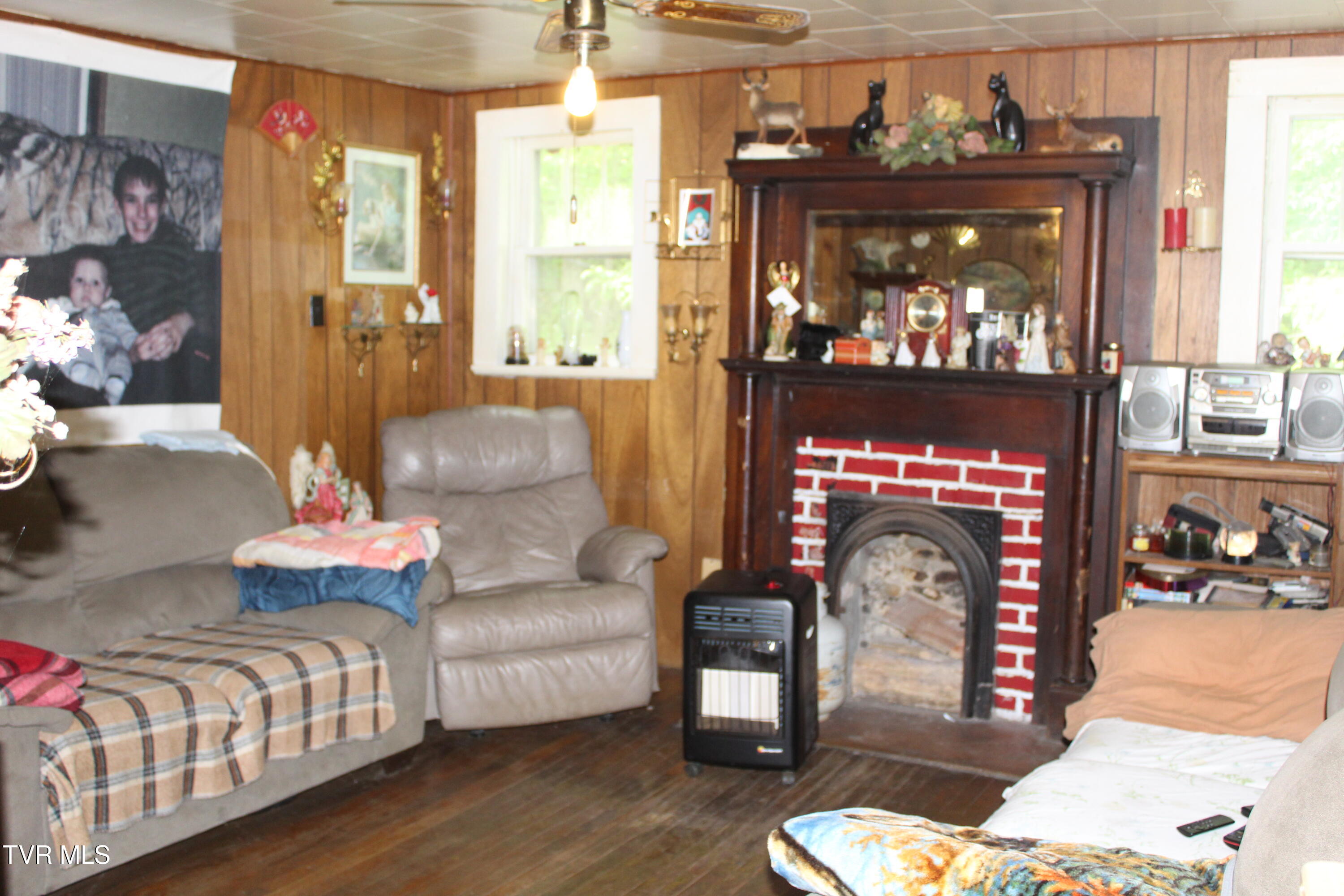 2967 Left Poor Valley Road, Pennington Gap, Virginia image 17