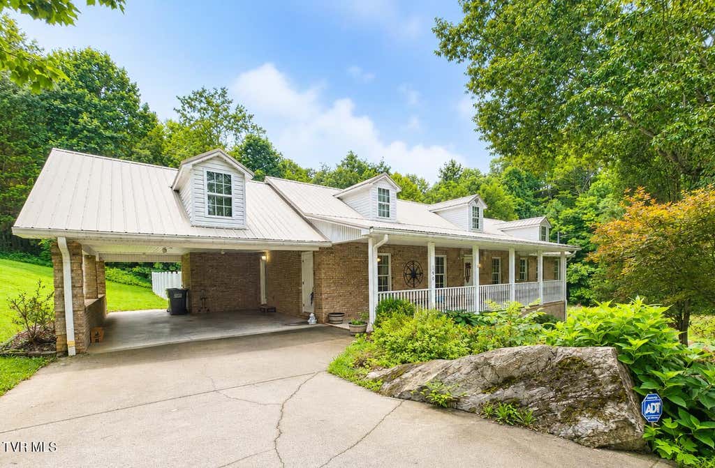 Photo of 146 Milligan Street, Johnson City, TN 37601 (MLS # 9998668)