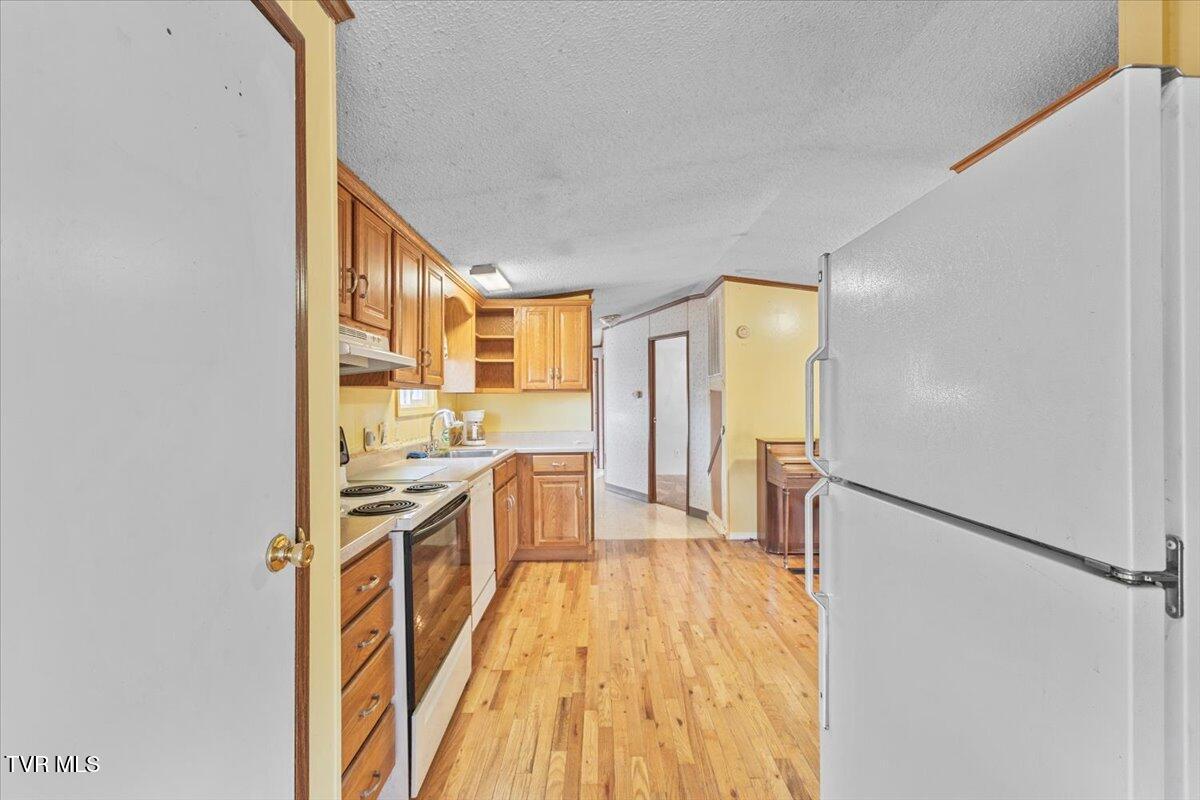 228 Jarrell Drive, Bluff City, Tennessee image 16