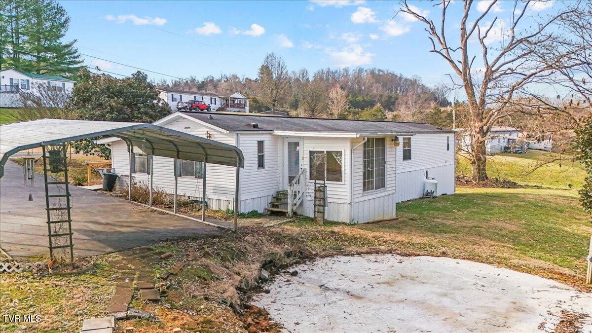 228 Jarrell Drive, Bluff City, Tennessee image 2