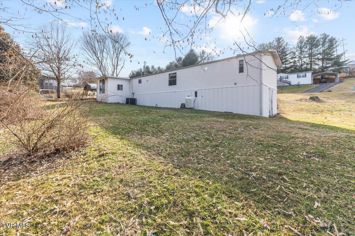 228 Jarrell Drive, Bluff City, Tennessee image 6