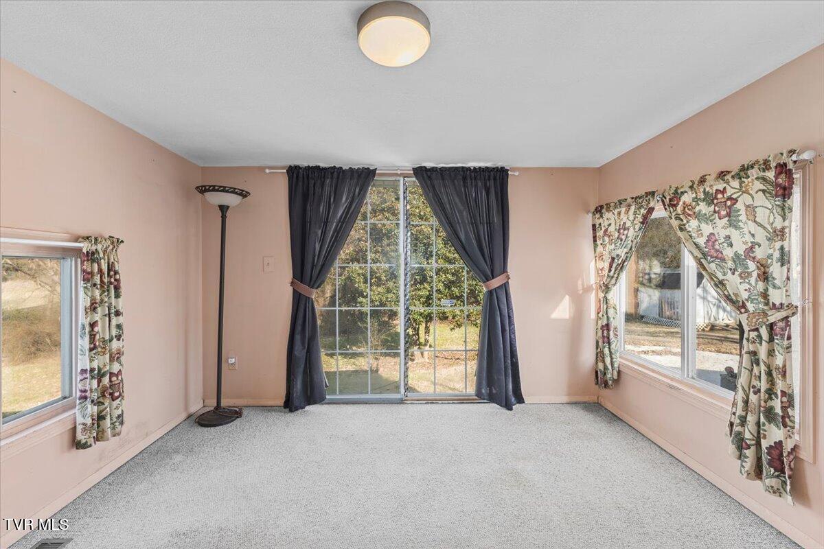 228 Jarrell Drive, Bluff City, Tennessee image 24