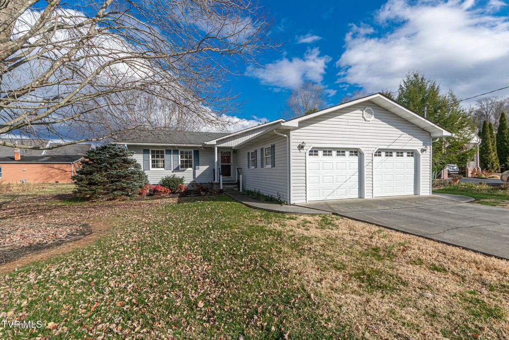 Photo of 414 Caleb Avenue, Elizabethton, TN 37643 (MLS # 9990022)