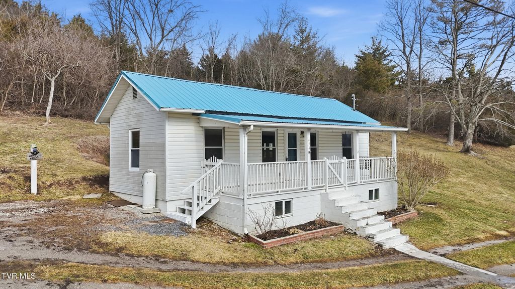 Photo of 454 Fincastle Road, Lebanon, VA 24266 (MLS # 9991063)