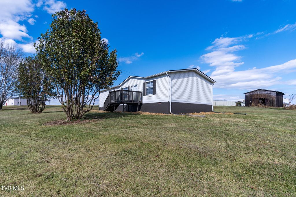 Photo of 4356 Blue Springs Parkway, Greeneville, TN 37743 (MLS # 9987524)