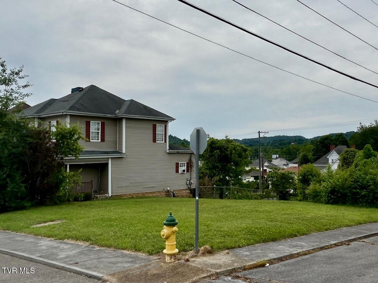 Highland Ave, Bristol, Virginia image 2