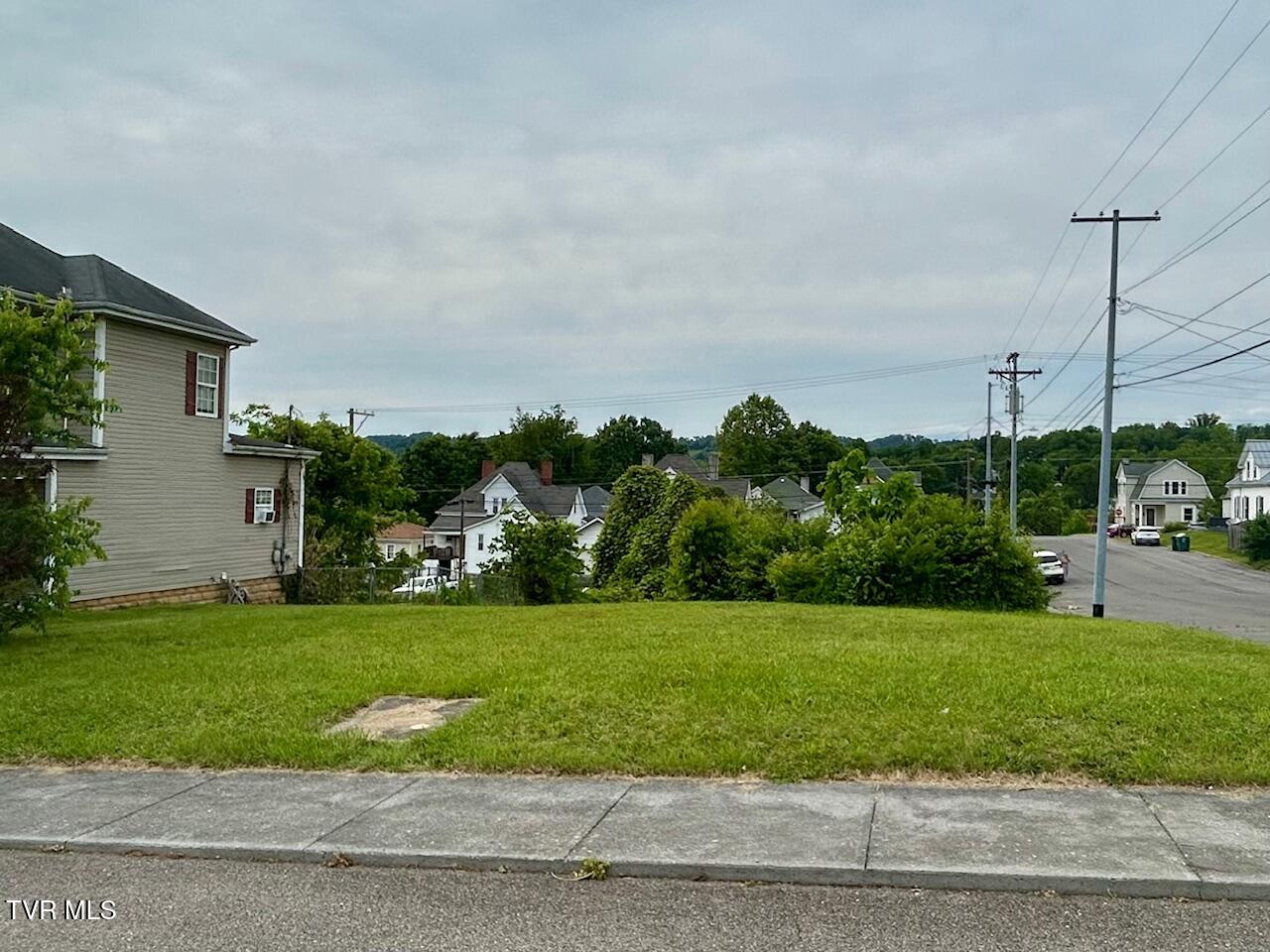 Highland Ave, Bristol, Virginia image 3