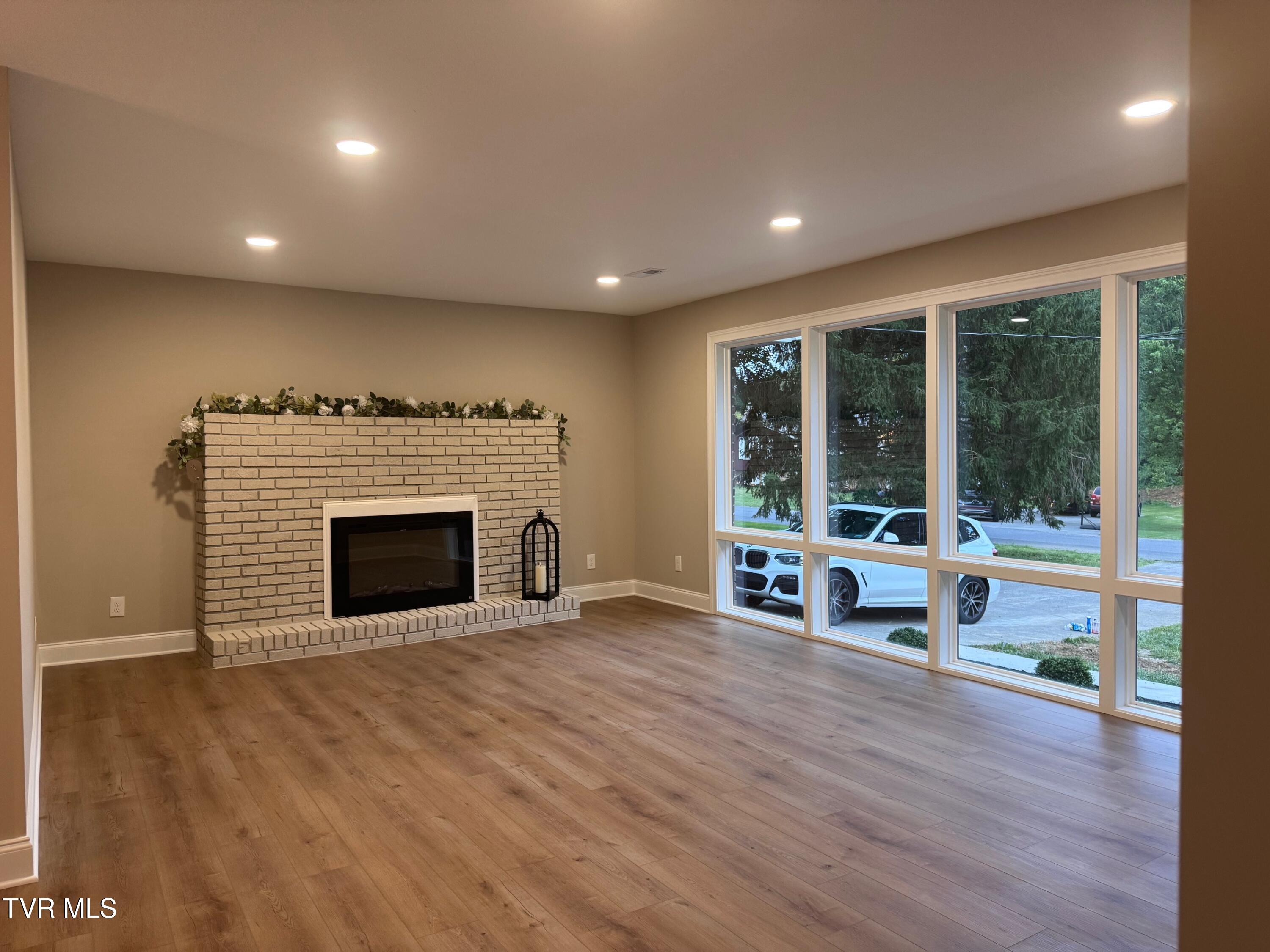183 Nuckles Drive, Jonesborough, Tennessee image 3