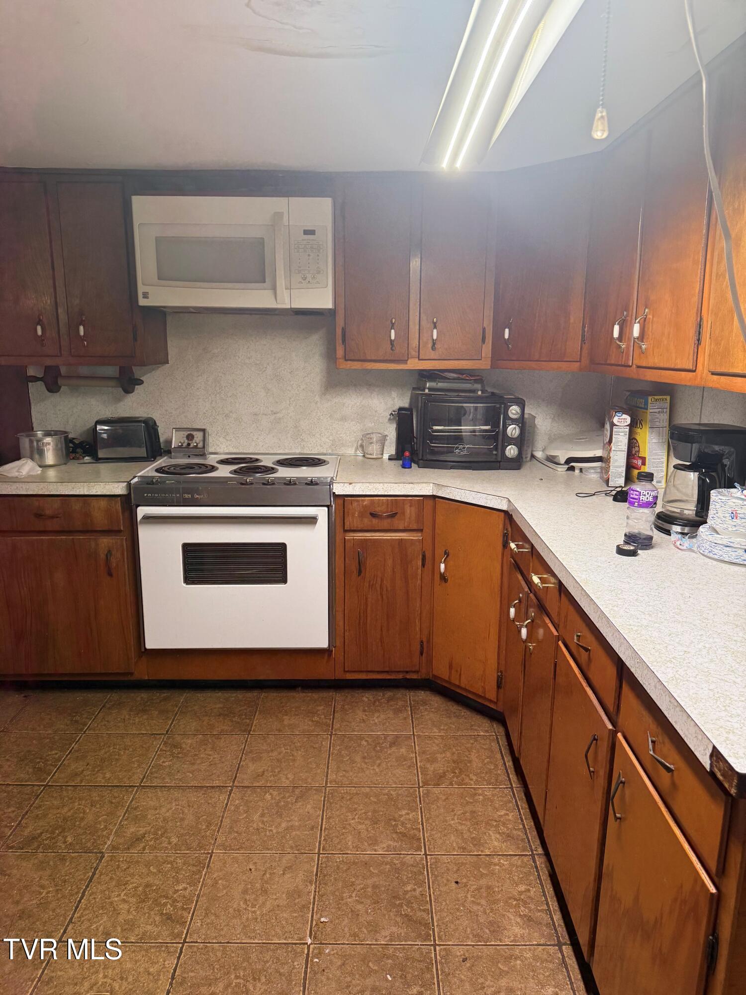 1545 Ponderosa Road, Nickelsville, Virginia image 3