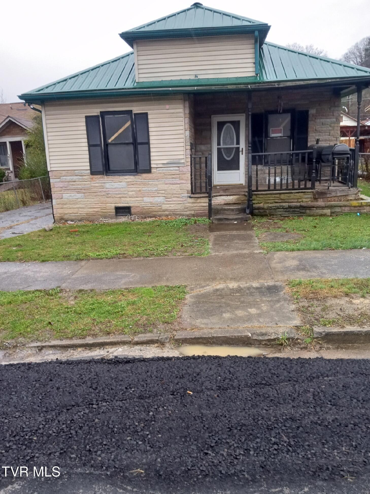 308 Spruce Street, Appalachia, Virginia image 1
