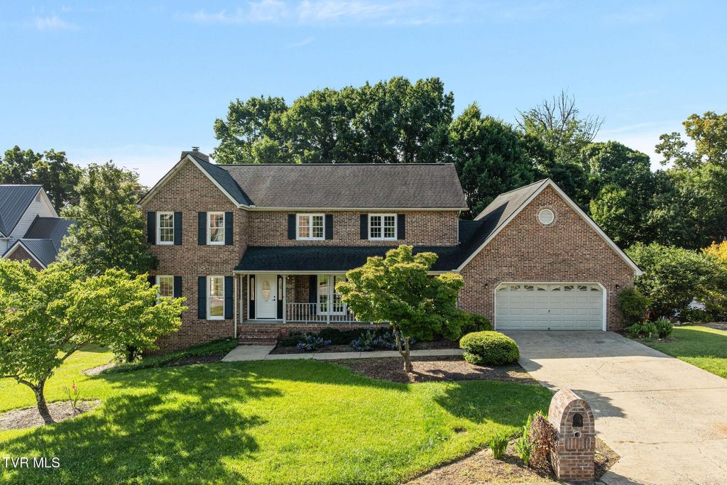 Photo of 3507 Bondwood Circle, Johnson City, TN 37604 (MLS # 9997749)