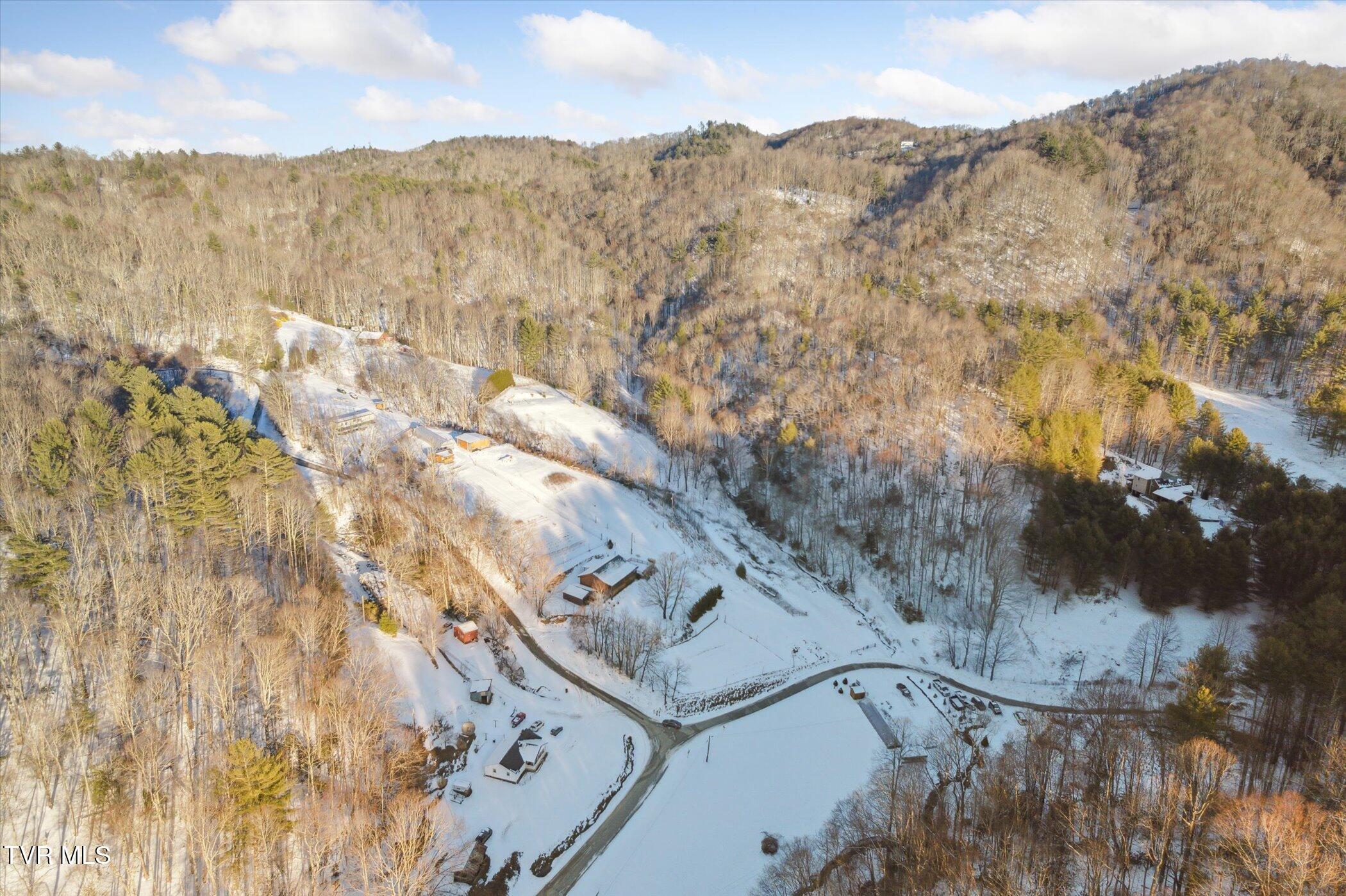 134 Hall Hill Road, Mountain City, Tennessee image 46
