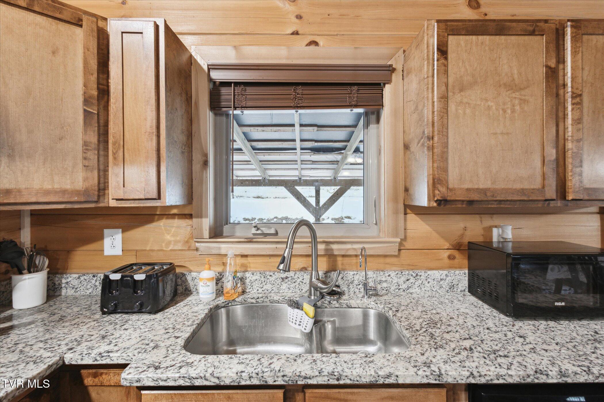 134 Hall Hill Road, Mountain City, Tennessee image 11