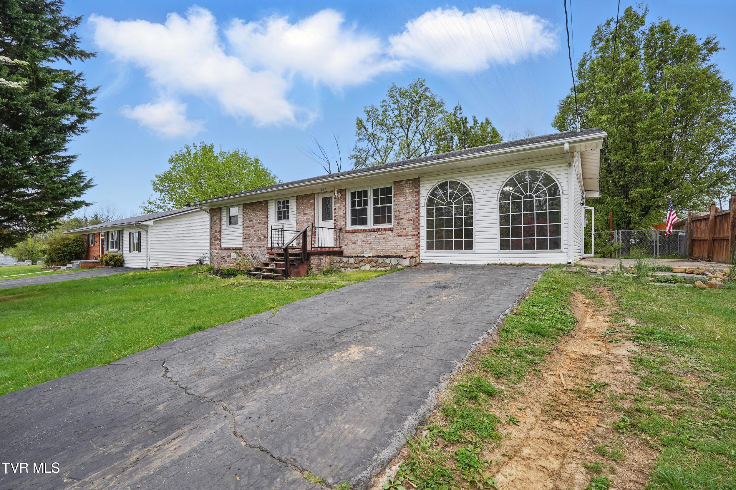 607 Bradley Street, Elizabethton, Tennessee image 21