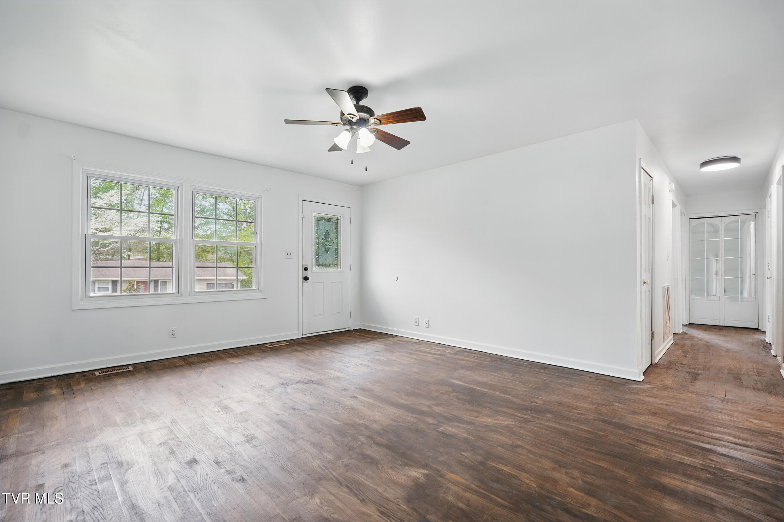607 Bradley Street, Elizabethton, Tennessee image 10