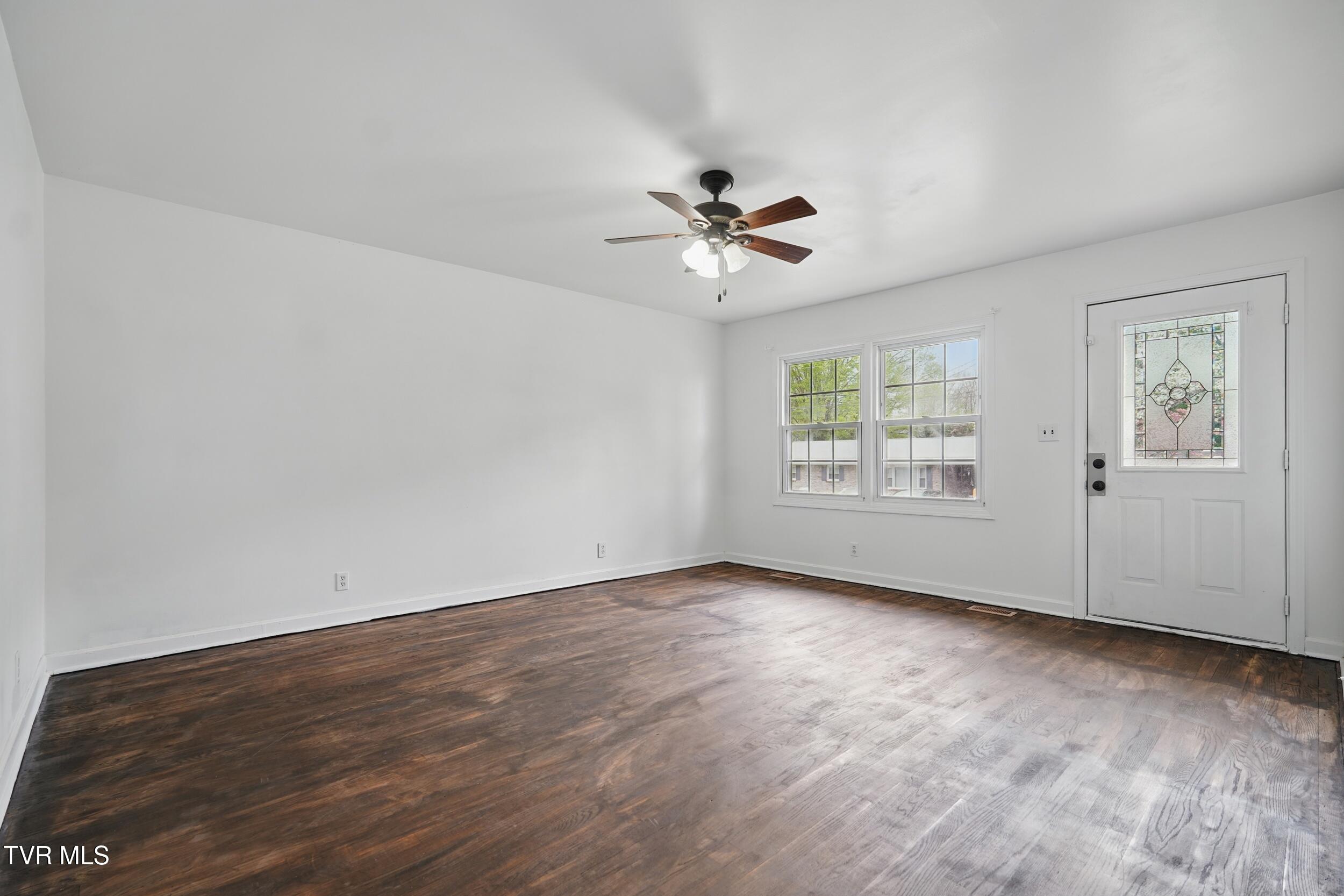 607 Bradley Street, Elizabethton, Tennessee image 9
