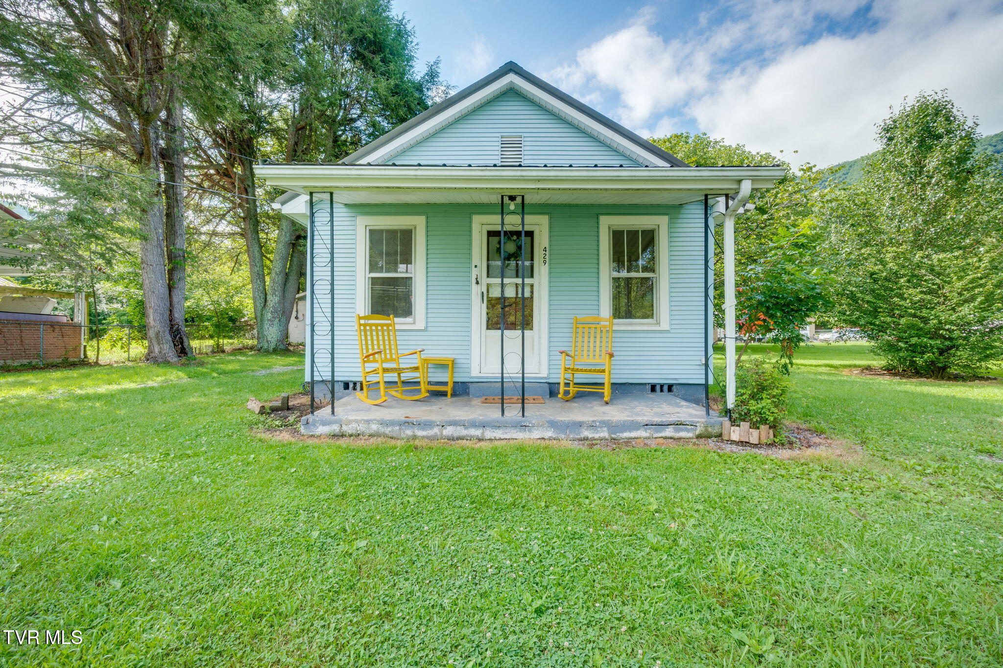 Photo 1 of 36 — 429 Tollett Street, Hampton, TN 37658