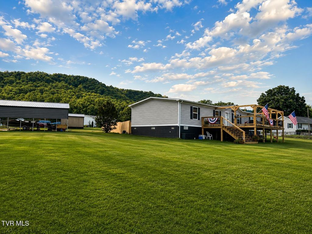 Photo of 249 Dabeej Drive, Mooresburg, TN 37811 (MLS # 9996051)