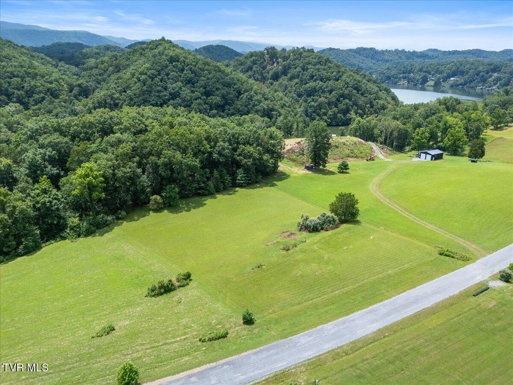 Photo of Tbd Lake Pointe Drive, Abingdon, VA 24210 (MLS # 9983458)