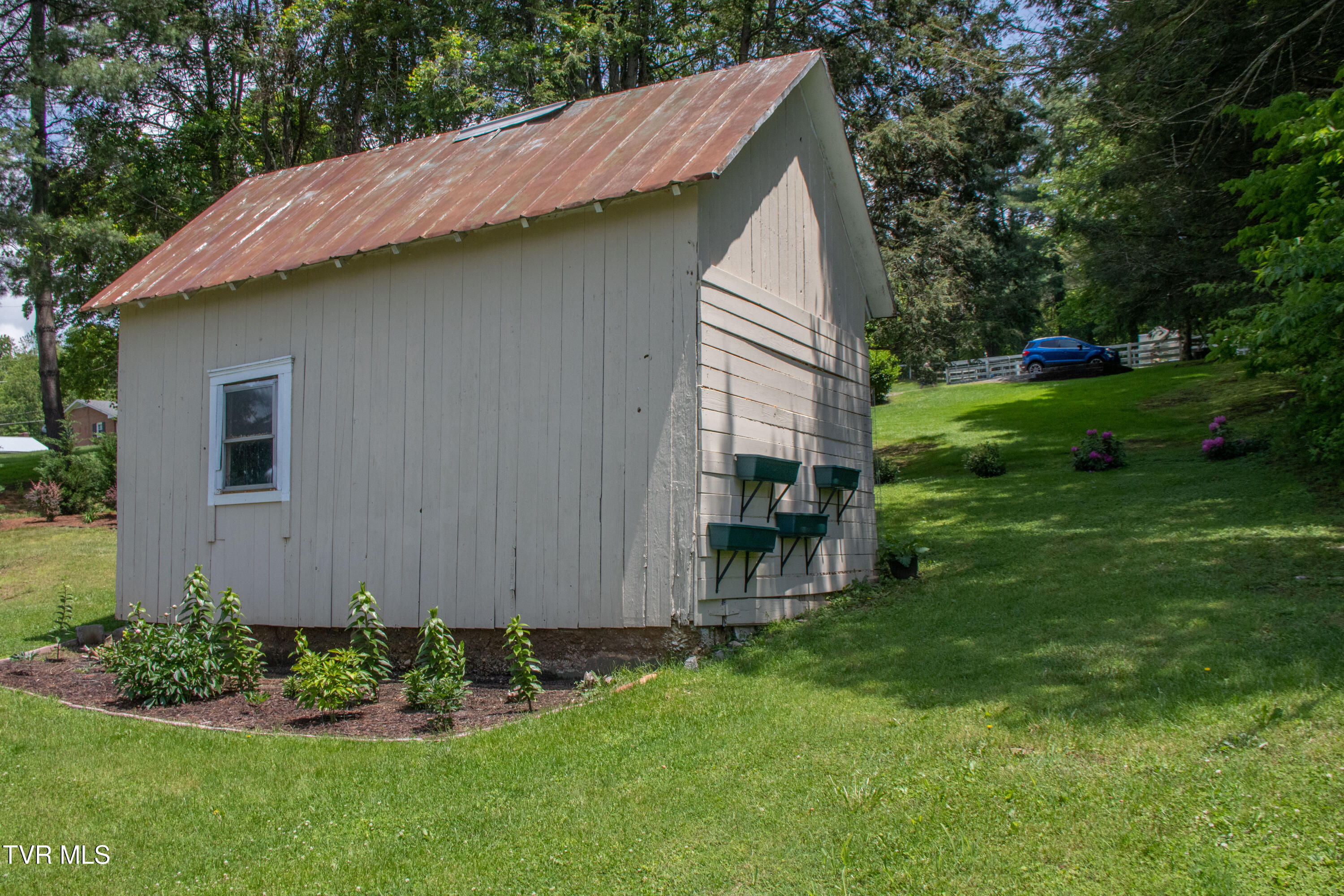 435 Sulpher Spring Road, Chilhowie, Virginia image 30