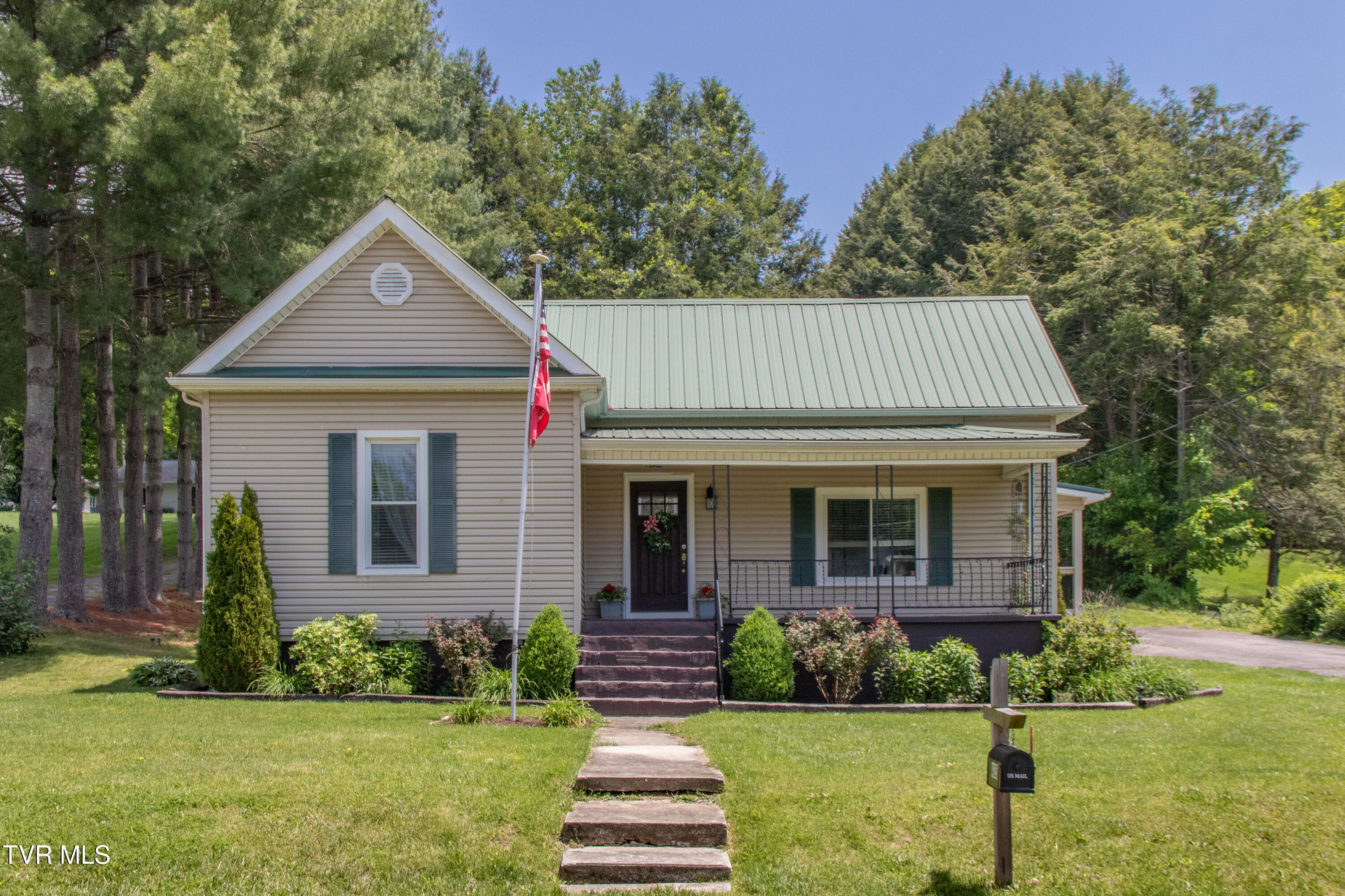 435 Sulpher Spring Road, Chilhowie, Virginia image 2