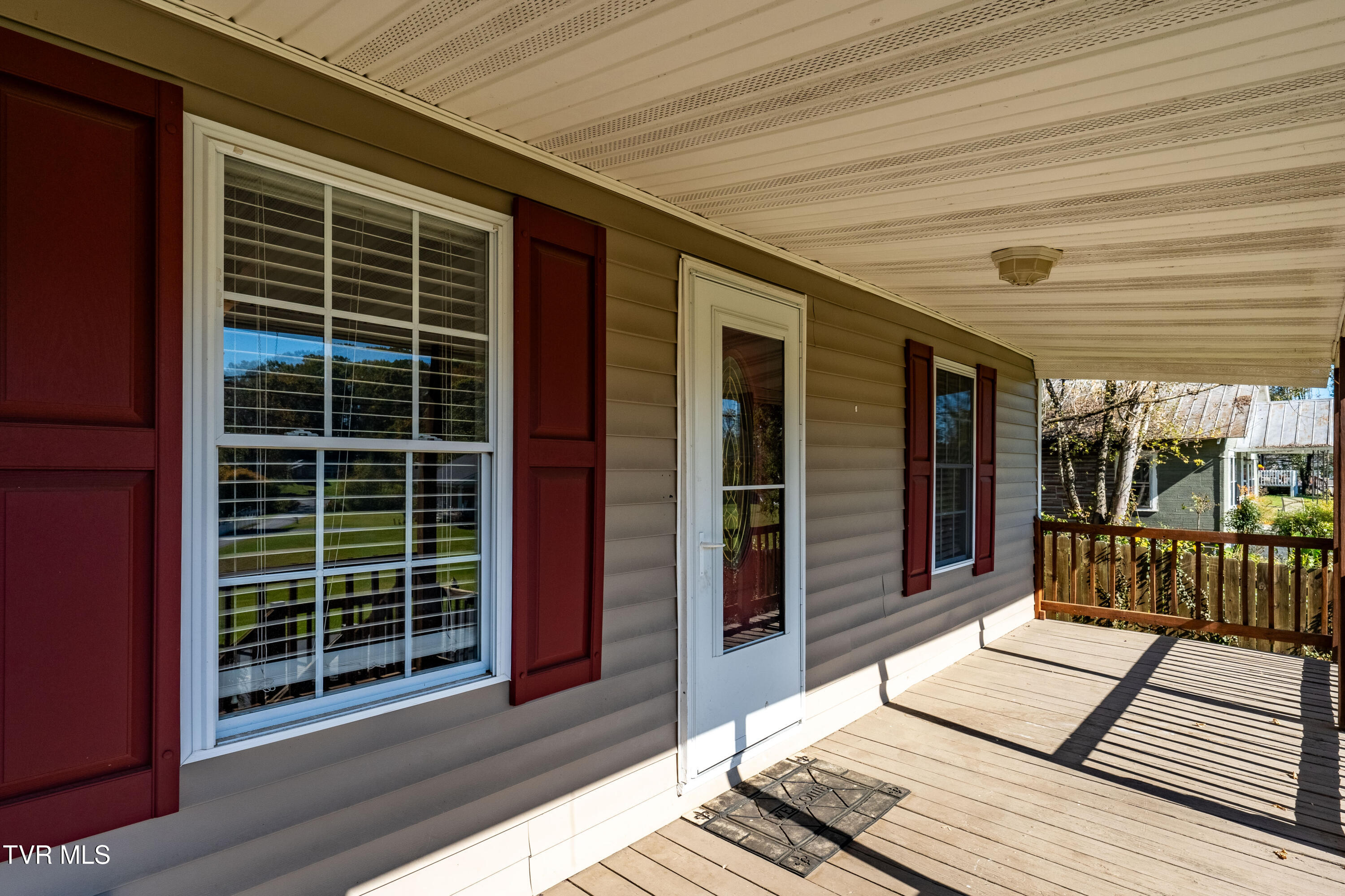 Johnson City, Tennessee 37601, United States, 2 Bedrooms Bedrooms, ,1 BathroomBathrooms,Residential,Pending,36016