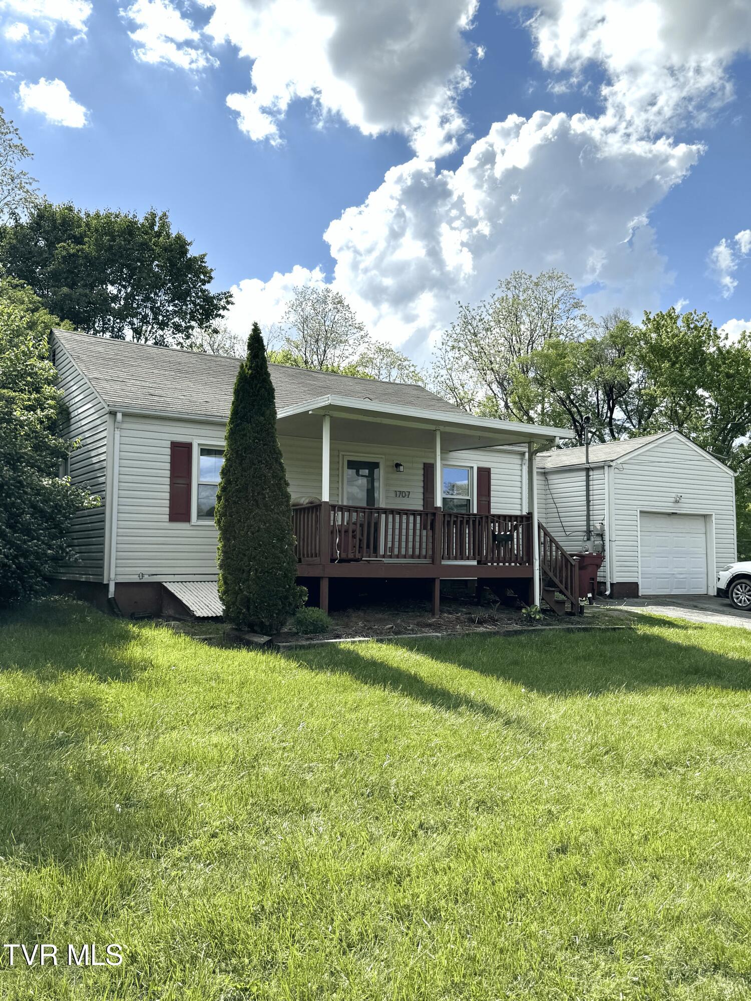 1707 Oakland Avenue, Johnson City, Tennessee image 1