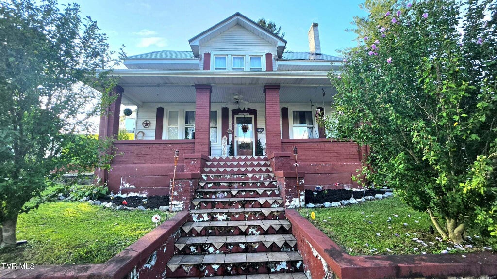 Photo of 815 Front Street, Coeburn, VA 24230 (MLS # 9999271)