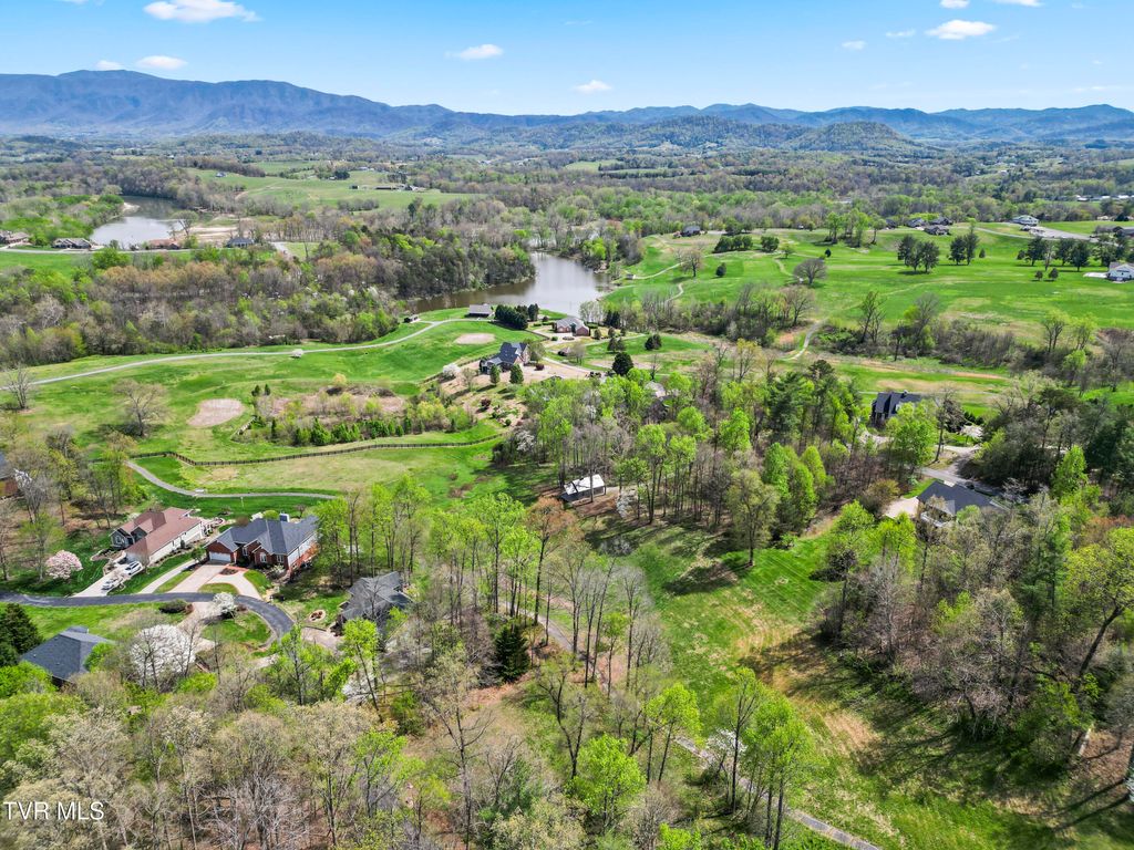 Photo of Tbd Arnold Palmer Drive, Greeneville, TN 37743 (MLS # 9993630)