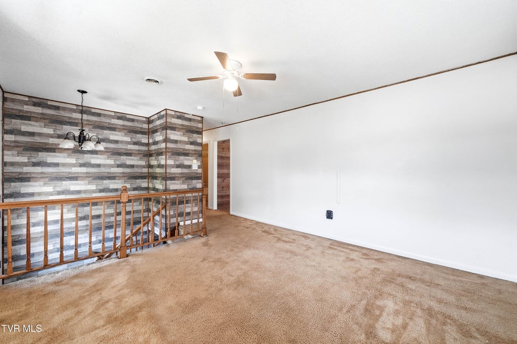 Photo of 464 Springfield Drive, Bristol, TN 37620 (MLS # 10000469)
