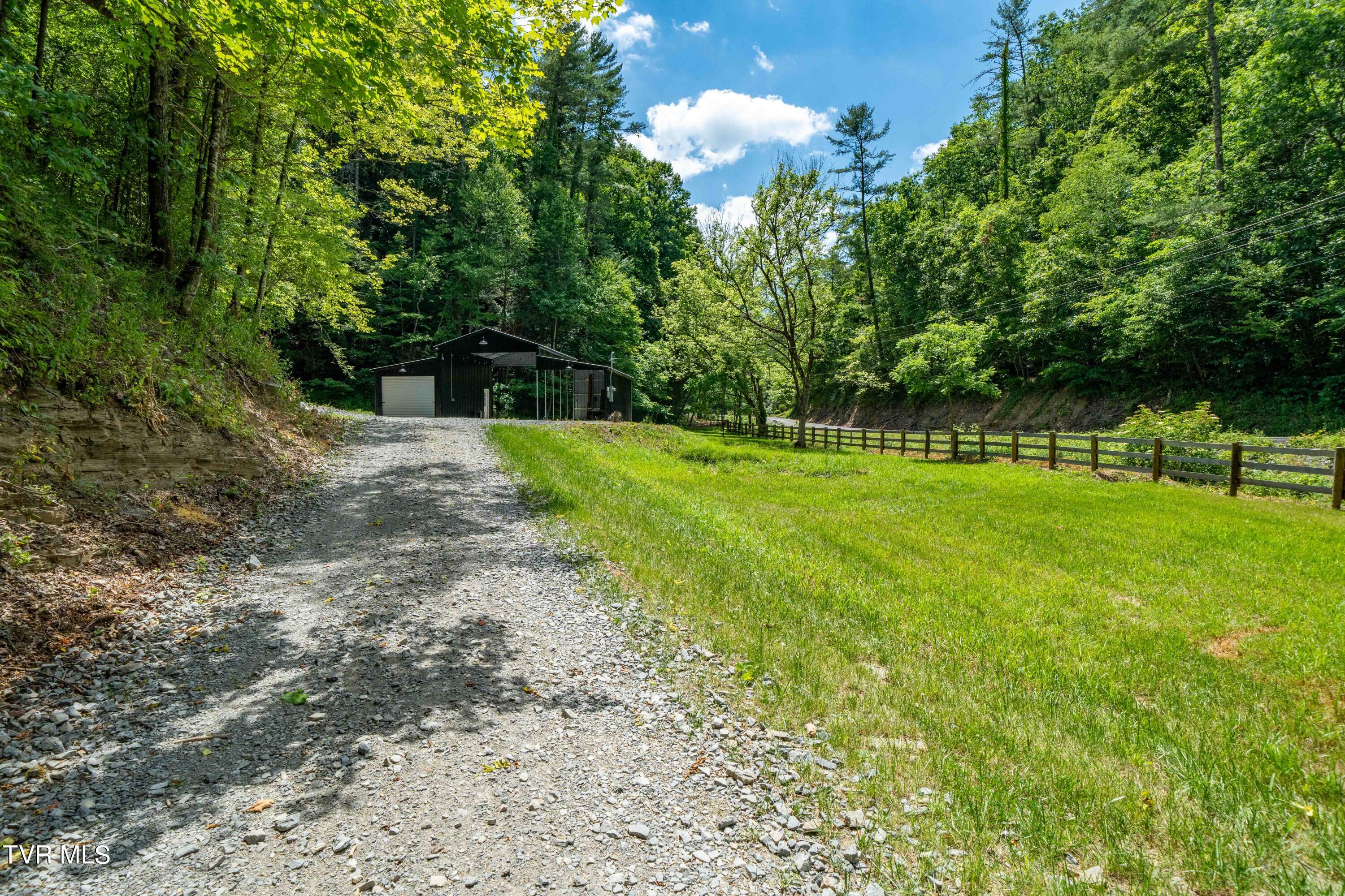 937 Troublesome Hollow Road Road, Bluff City, Tennessee image 30