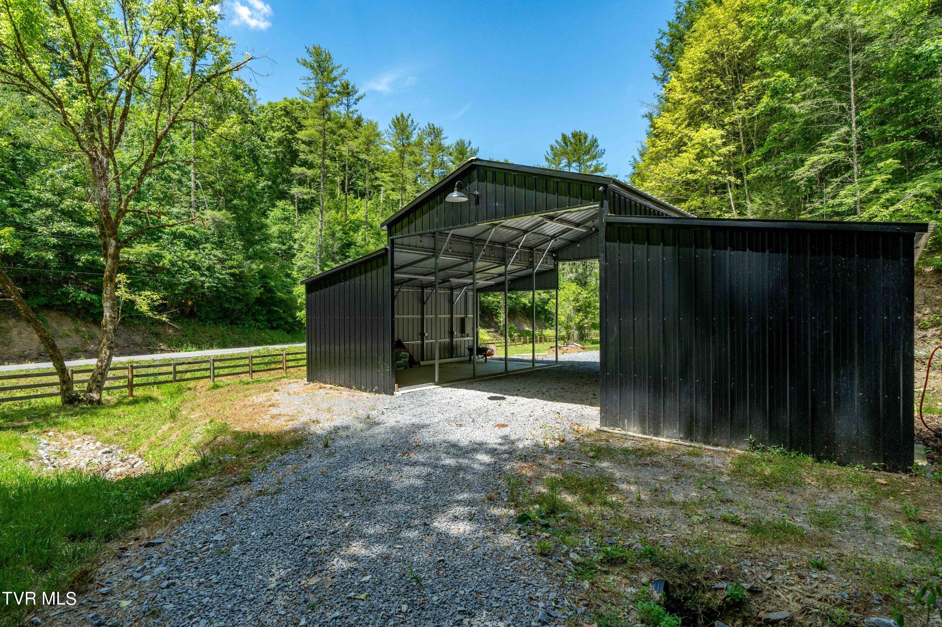 937 Troublesome Hollow Road Road, Bluff City, Tennessee image 36