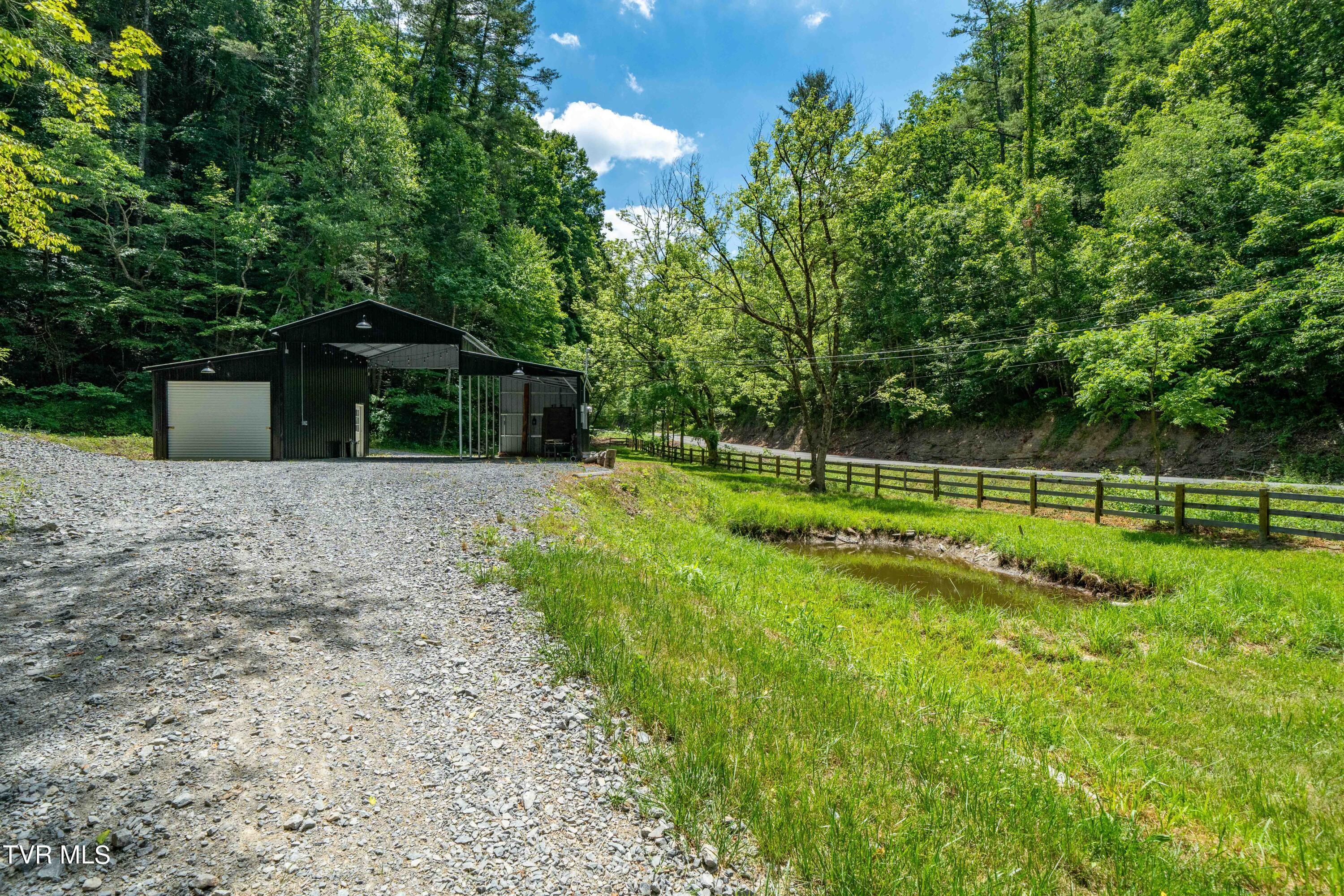 937 Troublesome Hollow Road Road, Bluff City, Tennessee image 31