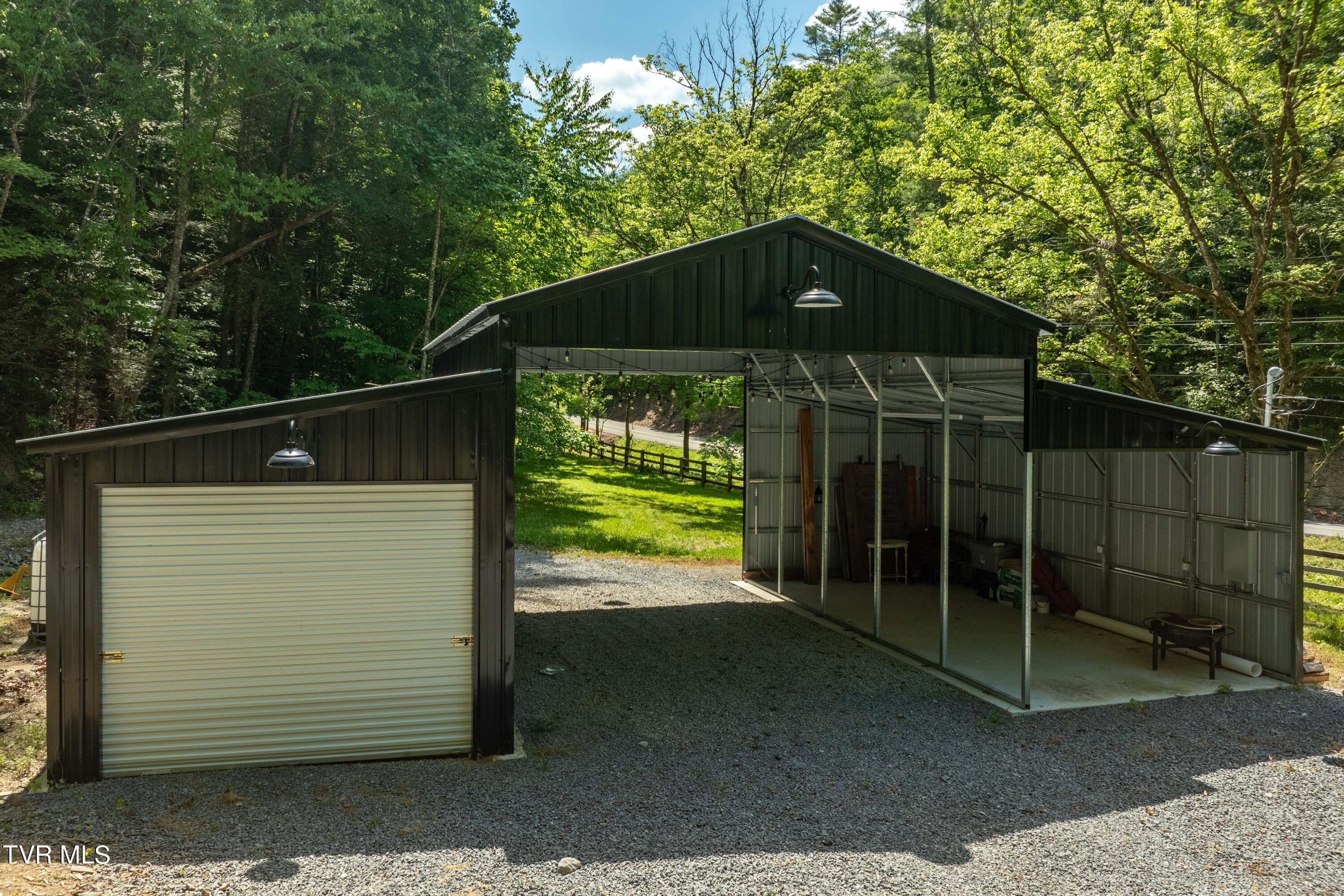 937 Troublesome Hollow Road Road, Bluff City, Tennessee image 21