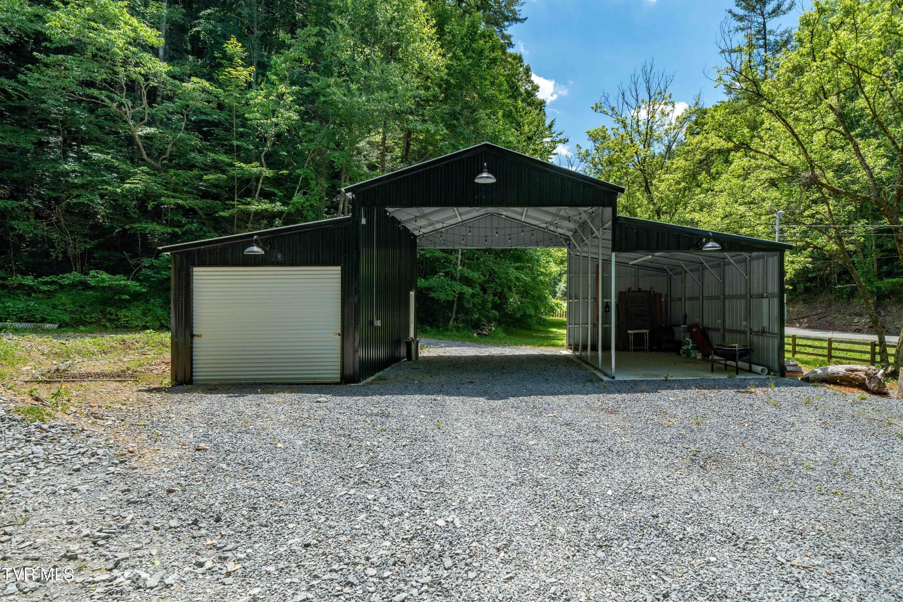 937 Troublesome Hollow Road Road, Bluff City, Tennessee image 32