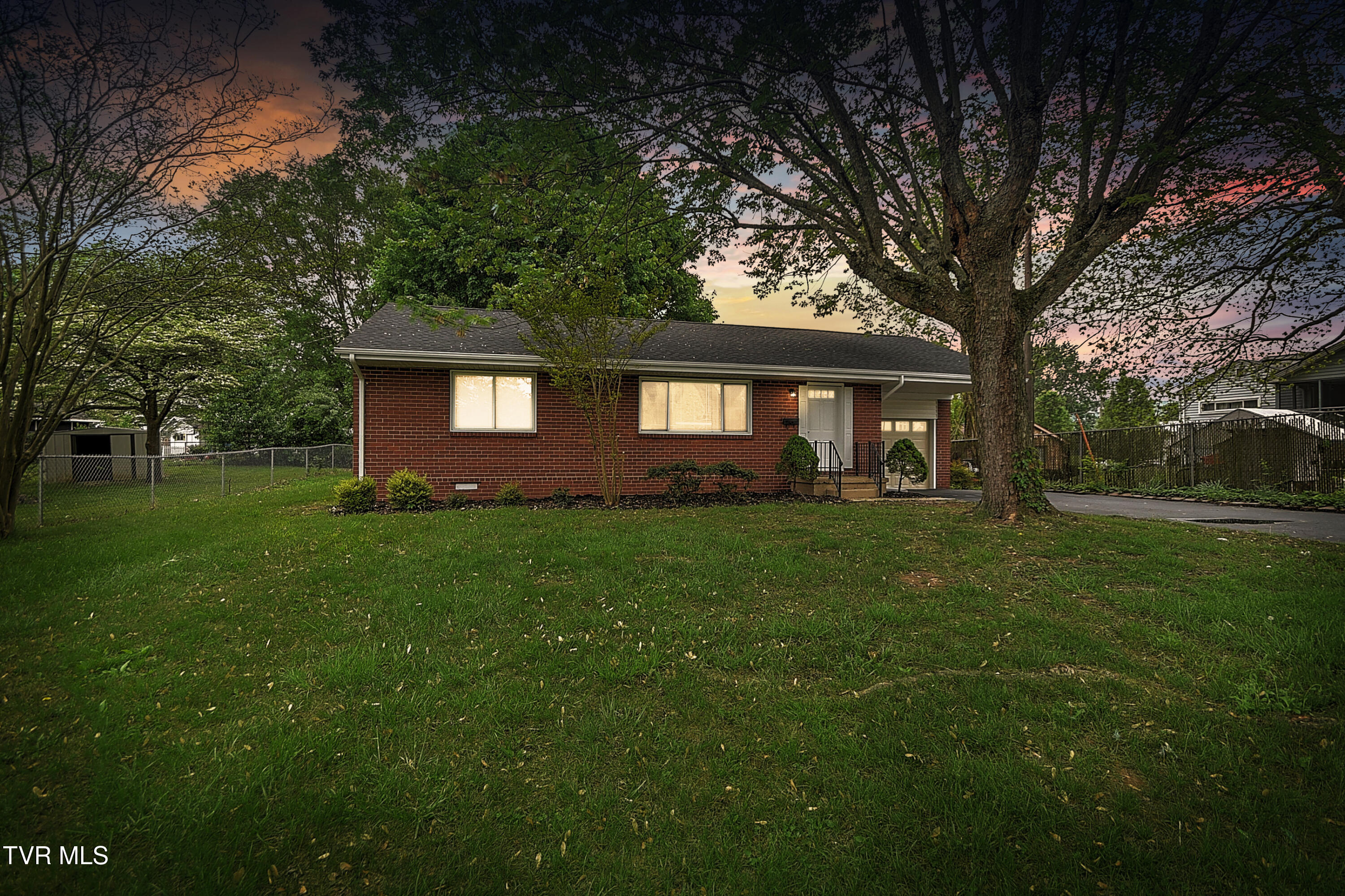 1313 Putnam Street, Kingsport, Tennessee image 2