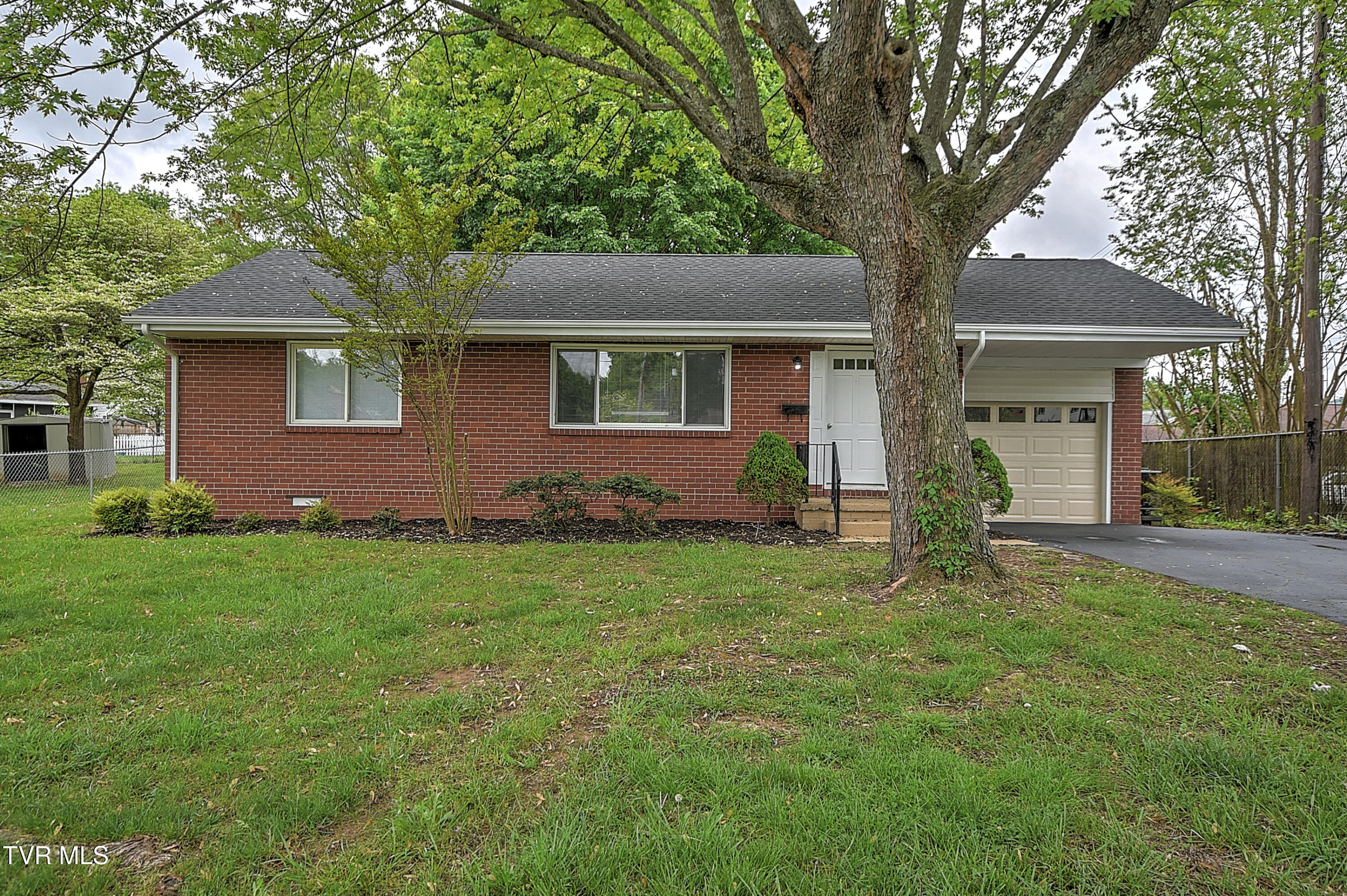1313 Putnam Street, Kingsport, Tennessee image 6