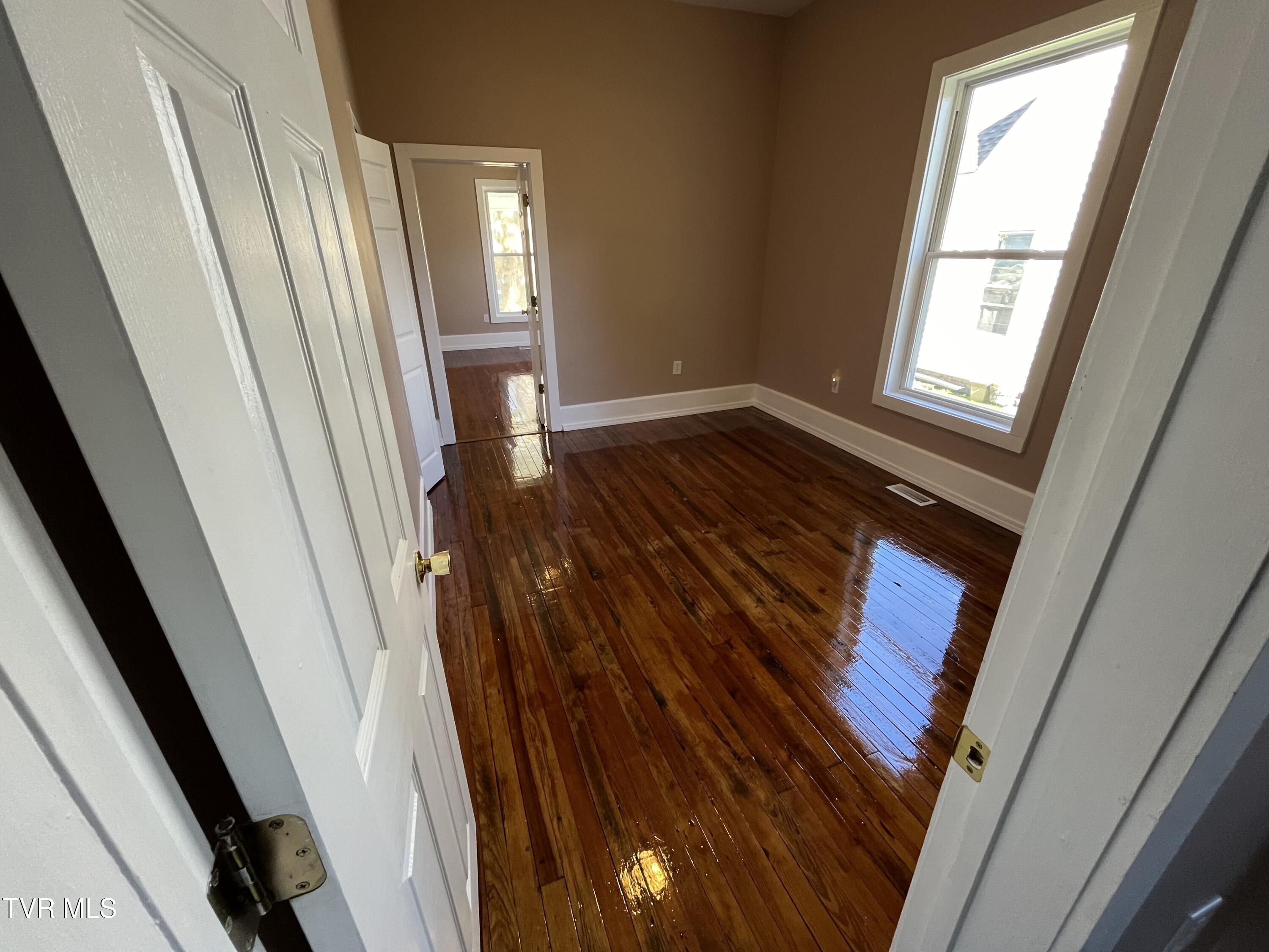 305 Hamilton Street, Johnson City, Tennessee image 7