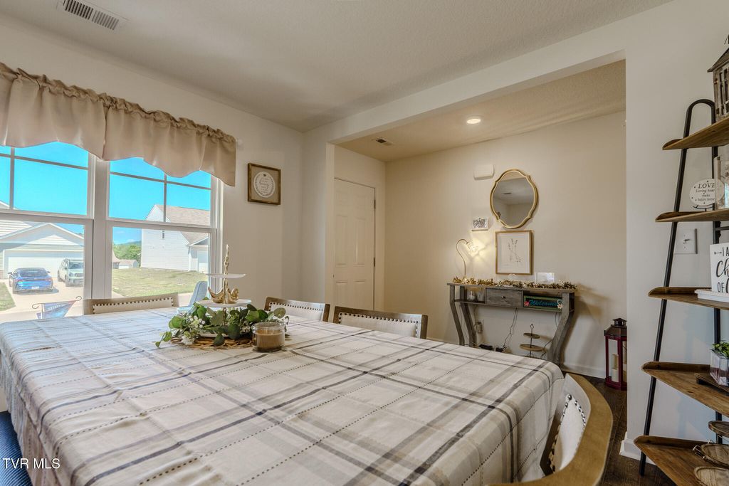 Photo of 4034 Wesoga Drive, Dandridge, TN 37725 (MLS # 9995784)