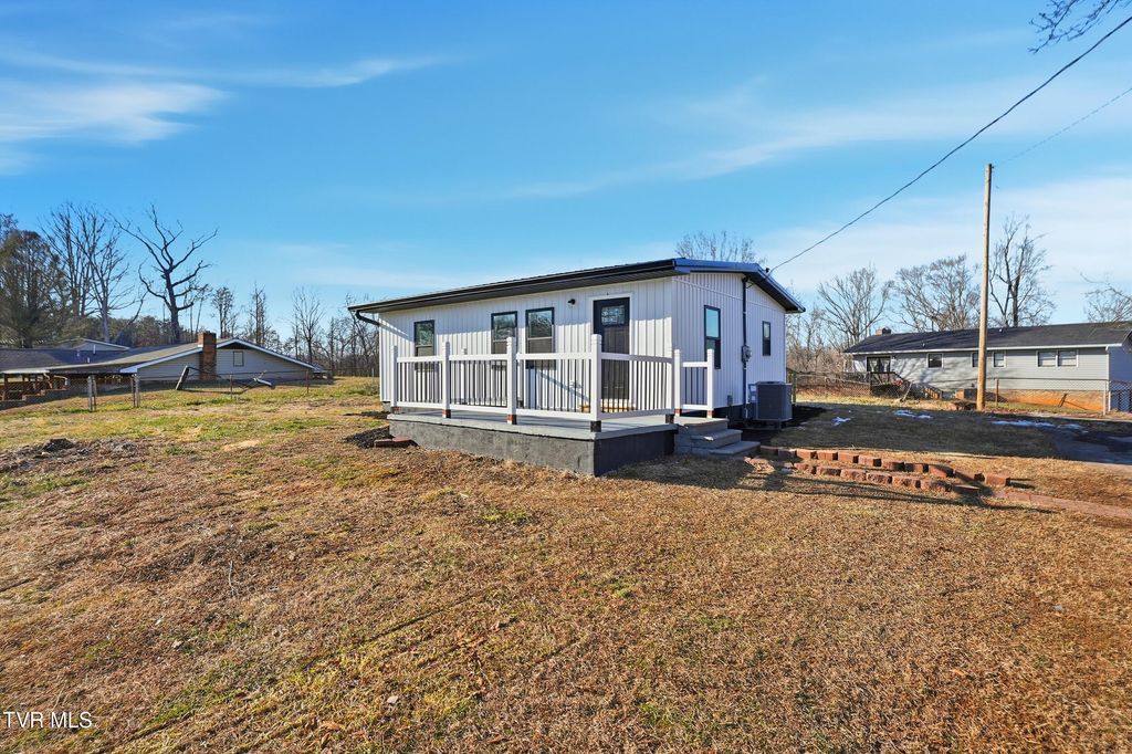 Photo of 1040 Tipton Avenue, Church Hill, TN 37642 (MLS # 9990634)