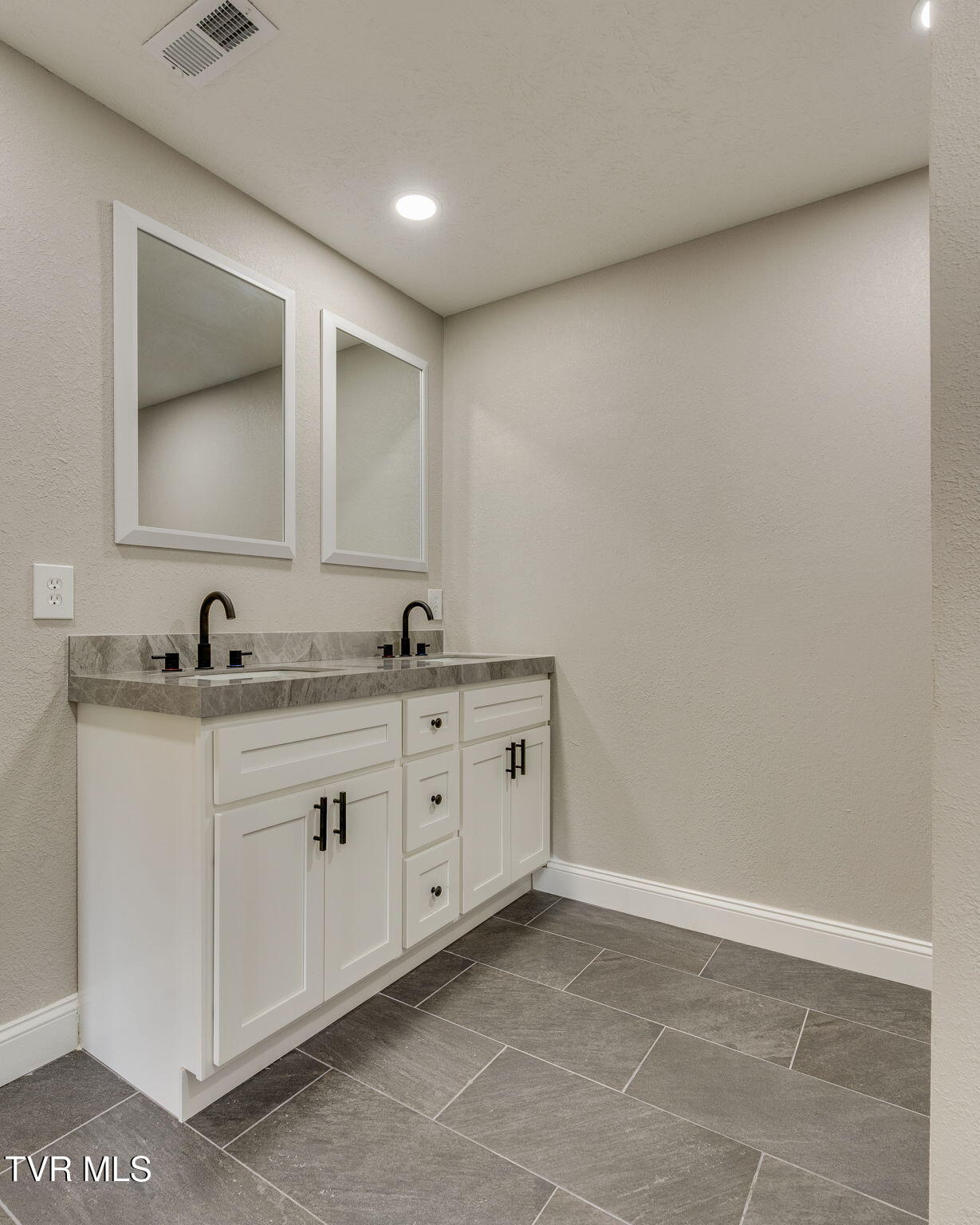 247 Holston Terrace Drive, Rogersville, Tennessee image 31