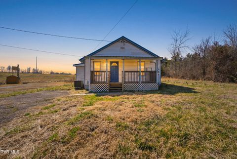Photo of 40 Mount Pleasant Circle, Greeneville, TN 37743 (MLS # 9991727)