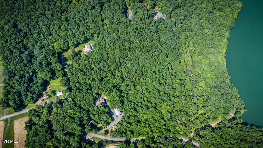 Photo of 3 Hideaway Farm Road, Piney Flats, TN 37686 (MLS # 9987481)