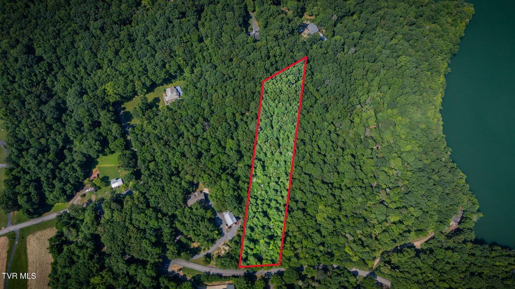 Photo of 3 Hideaway Farm Road, Piney Flats, TN 37686 (MLS # 9987481)
