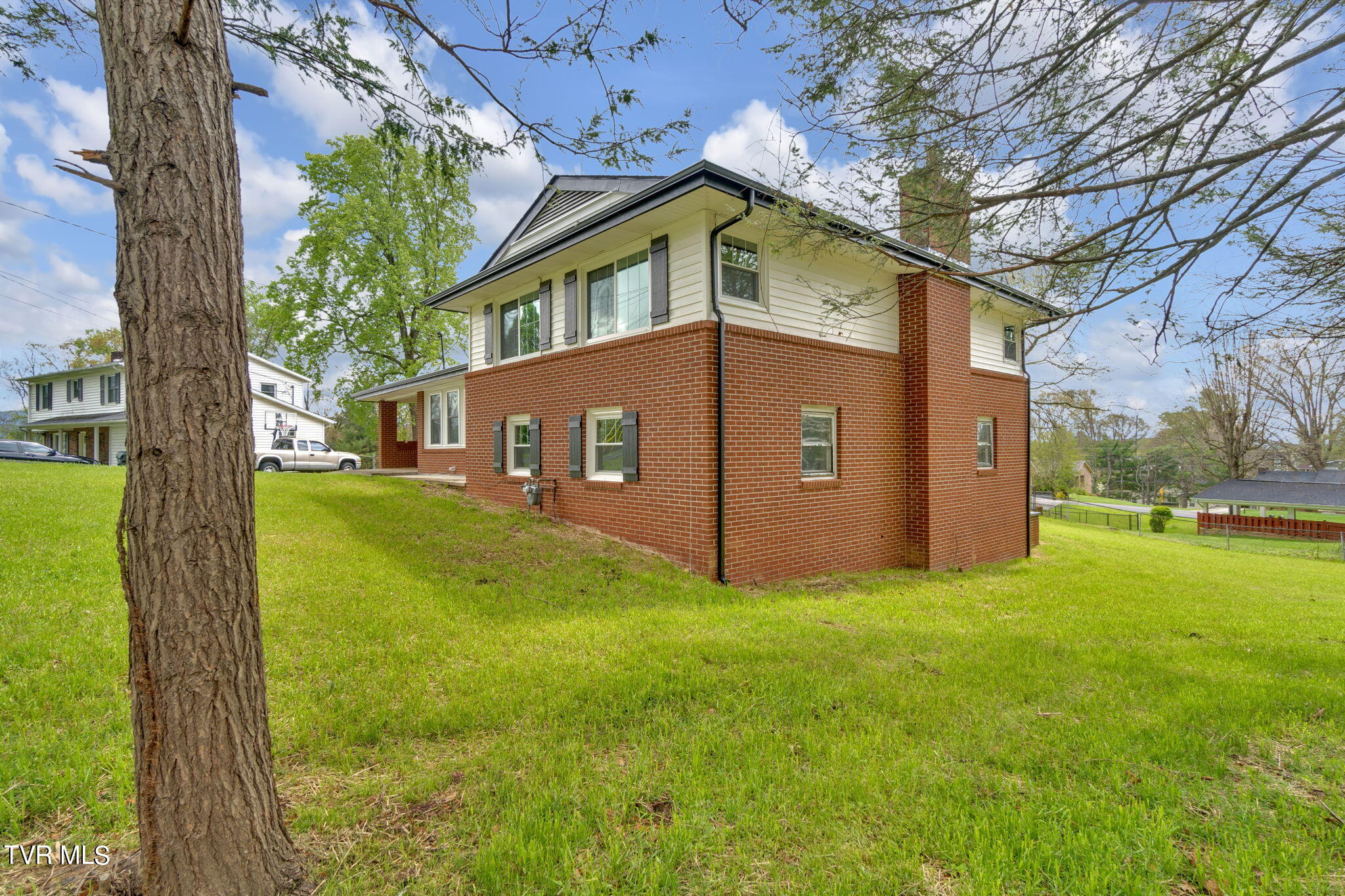 204 Dogwood Drive, Greeneville, Tennessee image 32